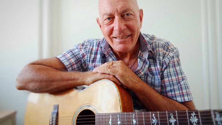 Acoustic Guitar for Complete Beginners